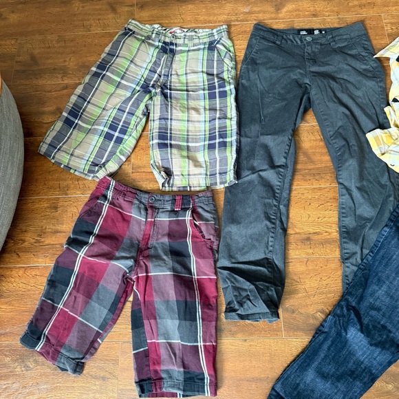 Boys Lot of Name Brand Jeans Shorts Pants Shirts Levi’s RSQ Rag Bone 16 - Picture 5 of 11